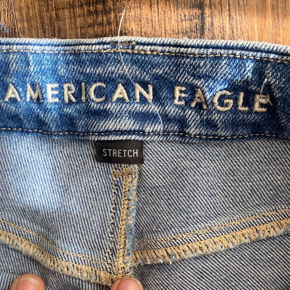 American Eagle Outfitters Distressed Denim Boyfriend Jeans - Picture 2 of 12